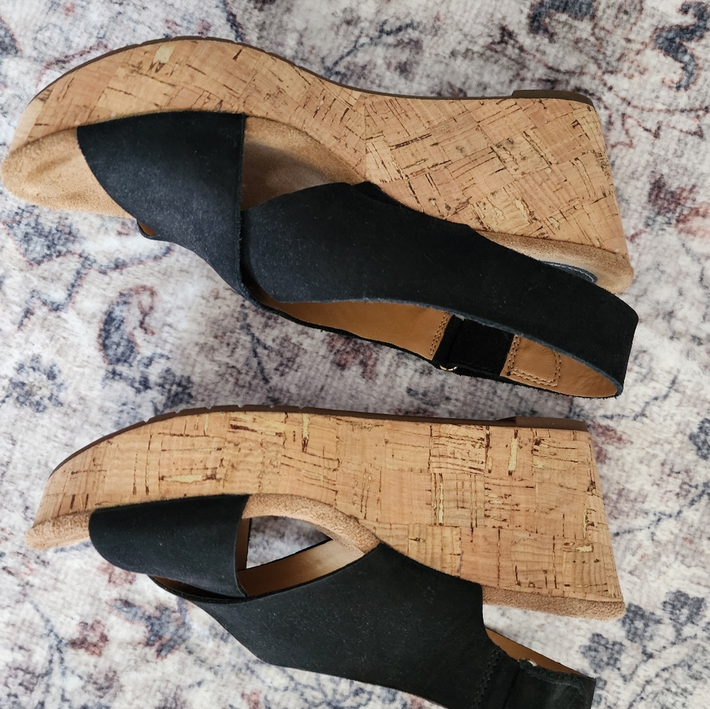 Clark's Wedges - Picture 4 of 6